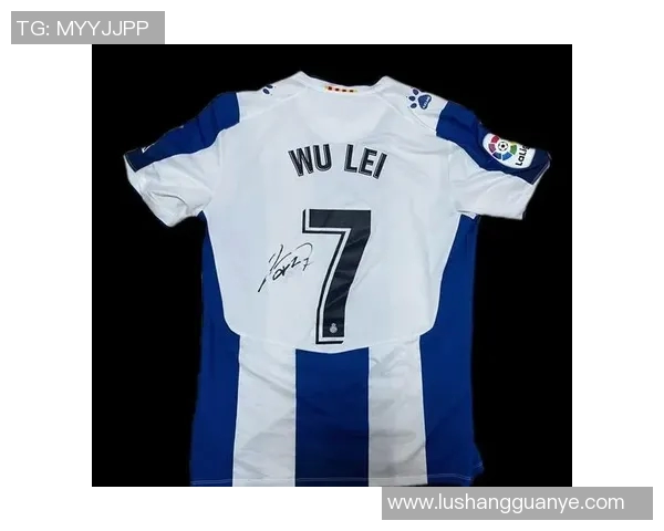 足球明星签名最佳位置及注意事项分享