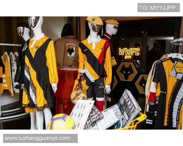 男童印足球明星衣服的时尚潮流与个性选择探讨 男童印足球明星衣服的时尚潮流与个性选择探讨