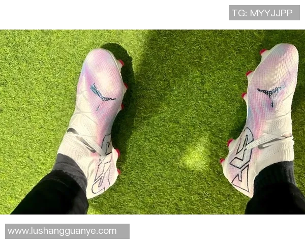 最靓仔的足球明星名字大盘点谁才是球场上的时尚风向标 最靓仔的足球明星名字大盘点谁才是球场上的时尚风向标